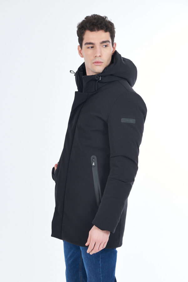 CAPPOTTO UOMO CONCAPPUCCIO E INTERNO TRAPUNTATO