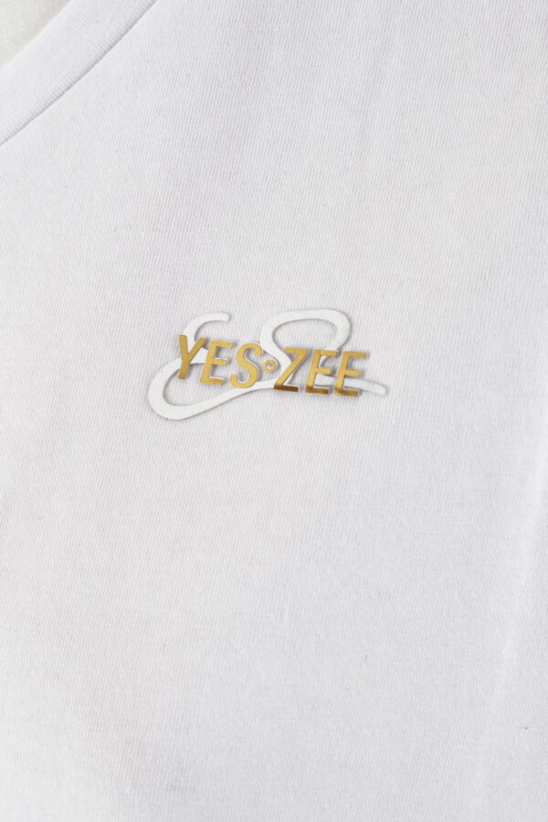 T-SHIRT DONNA SCOLLO A V, COULISSE AL FONDO - immagine 6