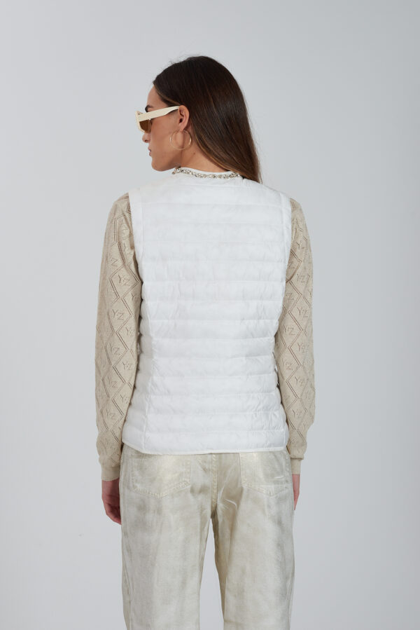 GIUBBINO DONNA SMANICATO SUPERLIGHT CON APPLICAZIONI SULLO SCOLLO - immagine 2