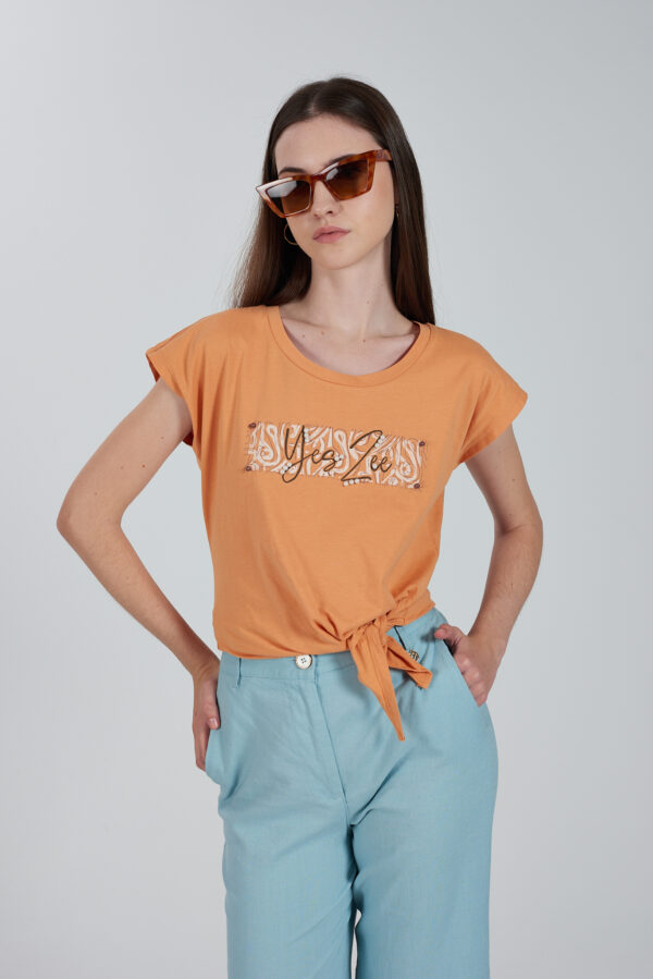 T-SHIRT DONNA A GIROCOLLO CON NODO SUL FONDO