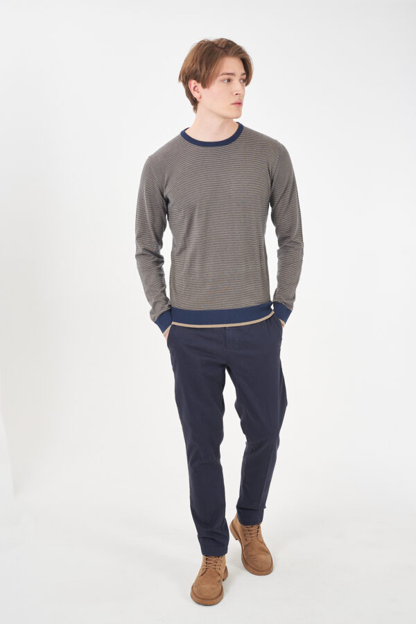 MAGLIA UOMO GIROCOLLO CON TOPPE GOMITI - immagine 2