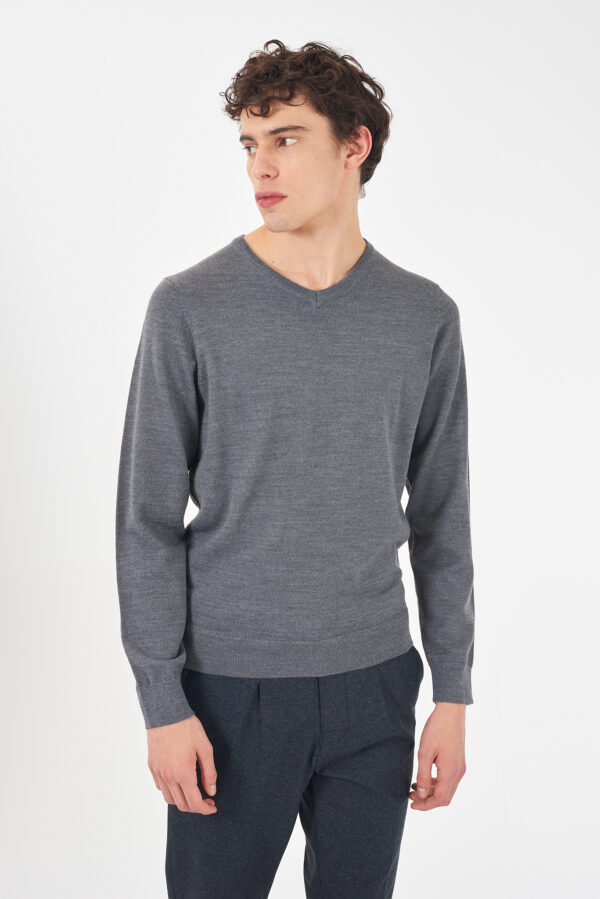 MAGLIA UOMO SCOLLO A V