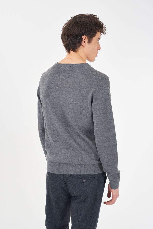 MAGLIA UOMO SCOLLO A V - immagine 2