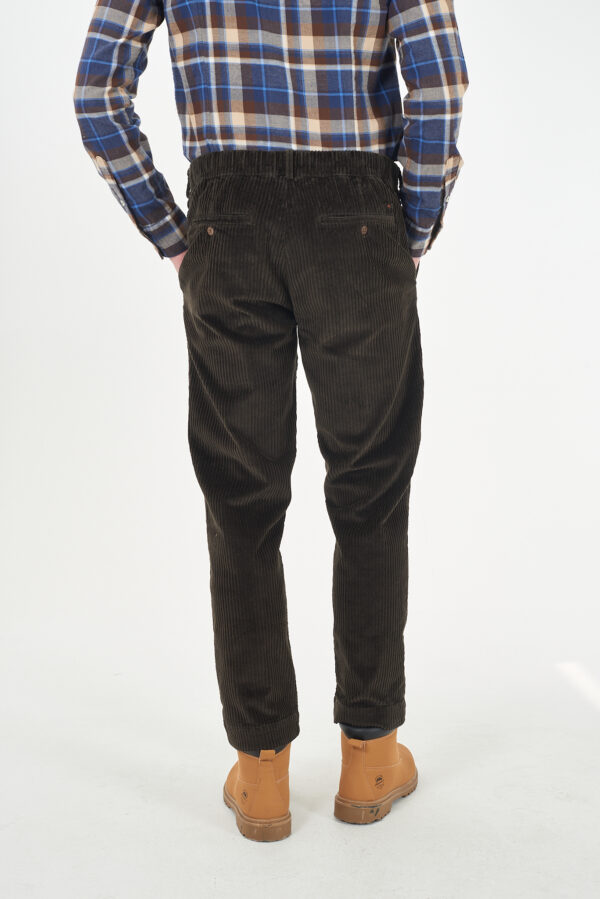 PANTALONE UOMO TASCHE INSERITE FIANCO - immagine 2
