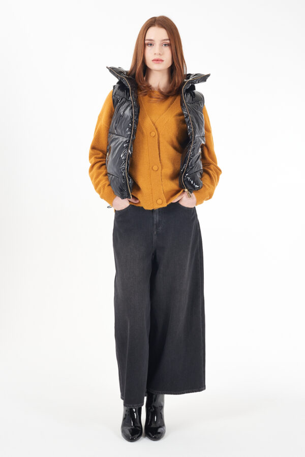 GILET DONNA TRAPUNTATO CON CAPPUCCIO E INSERTI - immagine 3