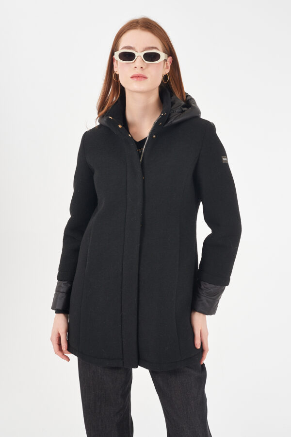 CAPPOTTO DONNA CON INTERNO TRAPUNTATINO