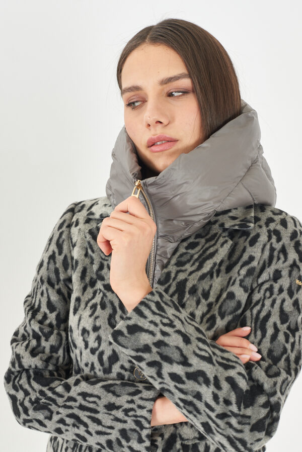CAPPOTTO DONNA CON FINTO GILET STACCABILE - immagine 3