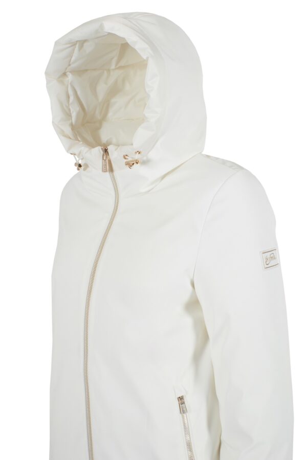 GIUBBINO BIMBA CORTO IN SOFTSHELL CON CAPPUCCIO - immagine 3