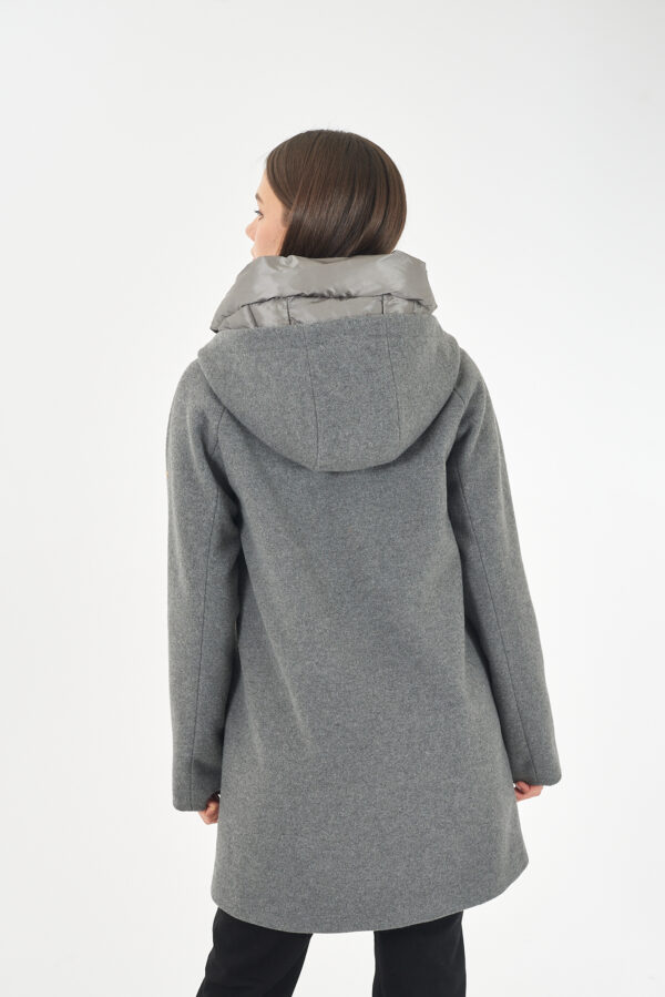 CAPPOTTO DONNA CON FINTO GILET STACCABILE - immagine 2